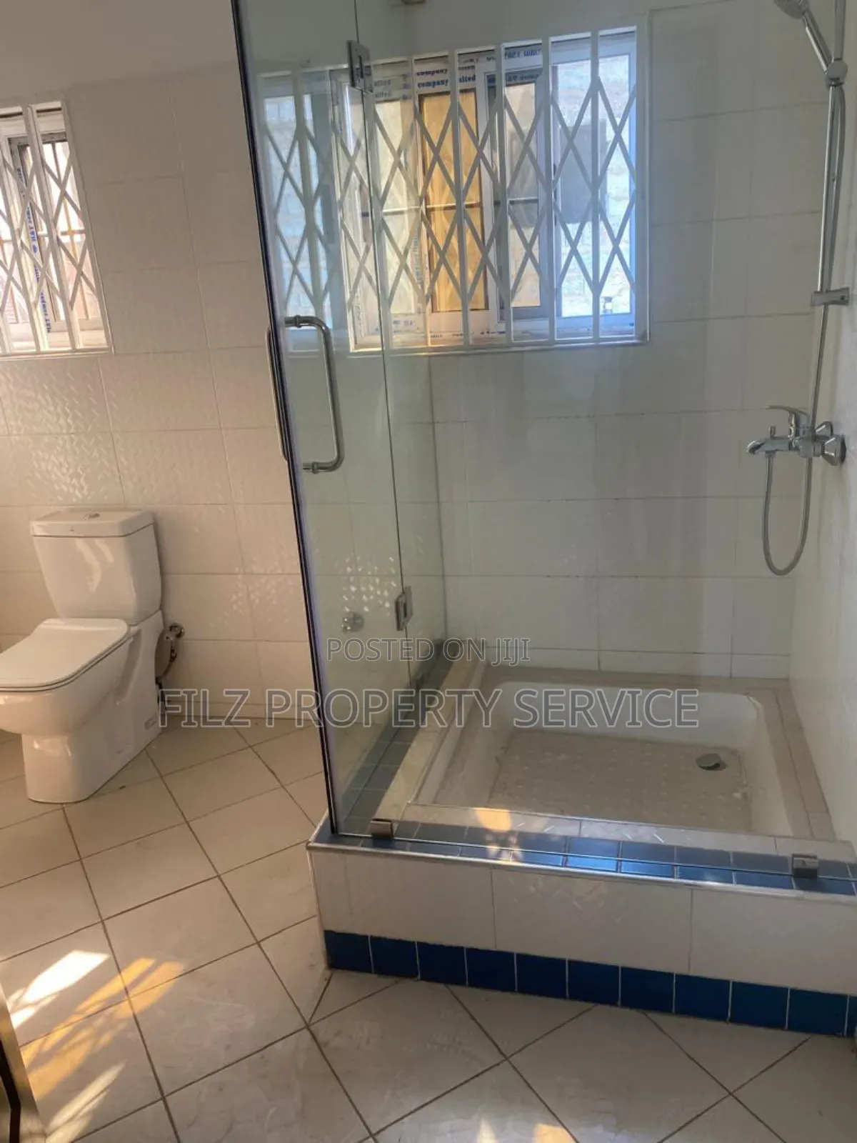 7bdrm House in East Legon Mempeasem, American House for sale