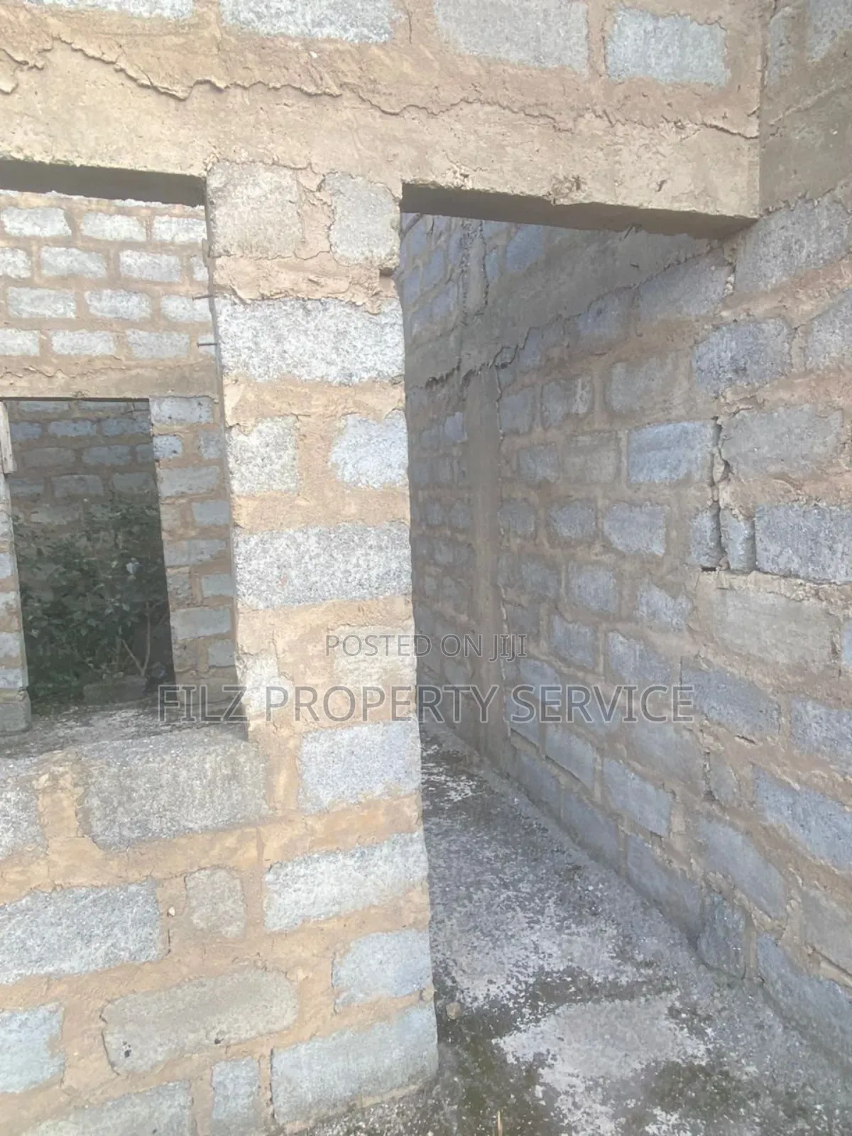4bdrm House in Ashongman Bank Of, Ashomang Estate for sale