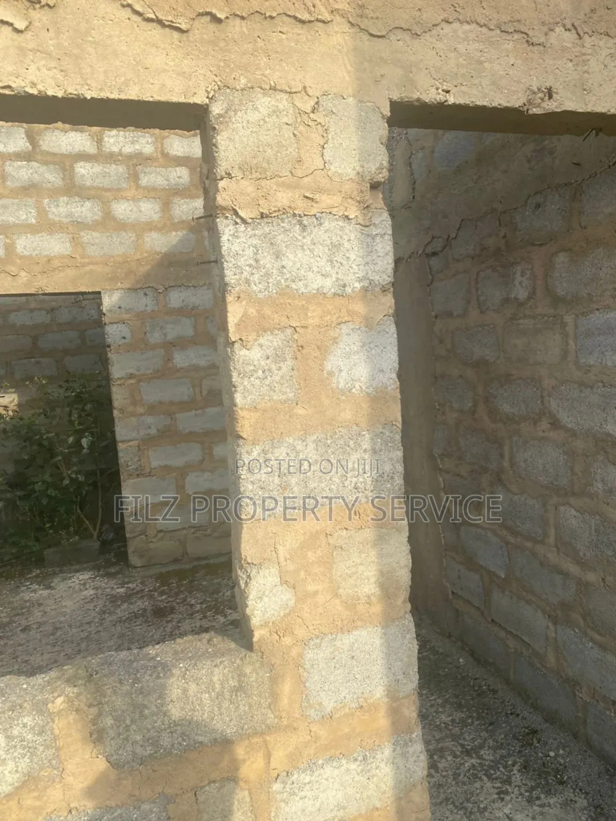 4bdrm House in Ashongman Bank Of, Ashomang Estate for sale