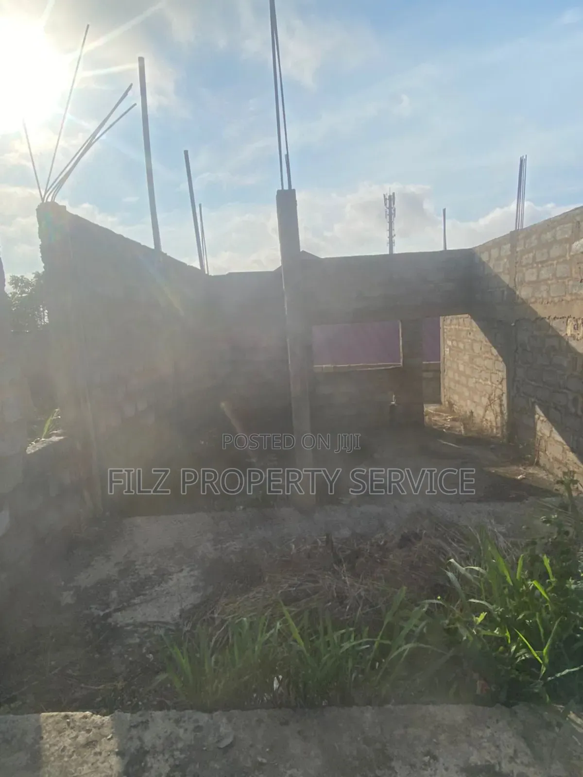 4bdrm House in Ashongman Bank Of, Ashomang Estate for sale