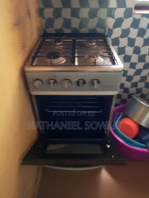 Gas Cooker With Oven