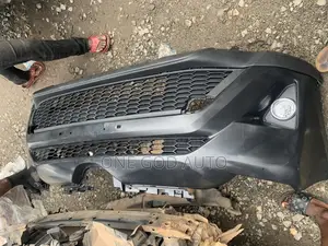 Toyota Rav4 2017 -2018 Front Bumper Complete