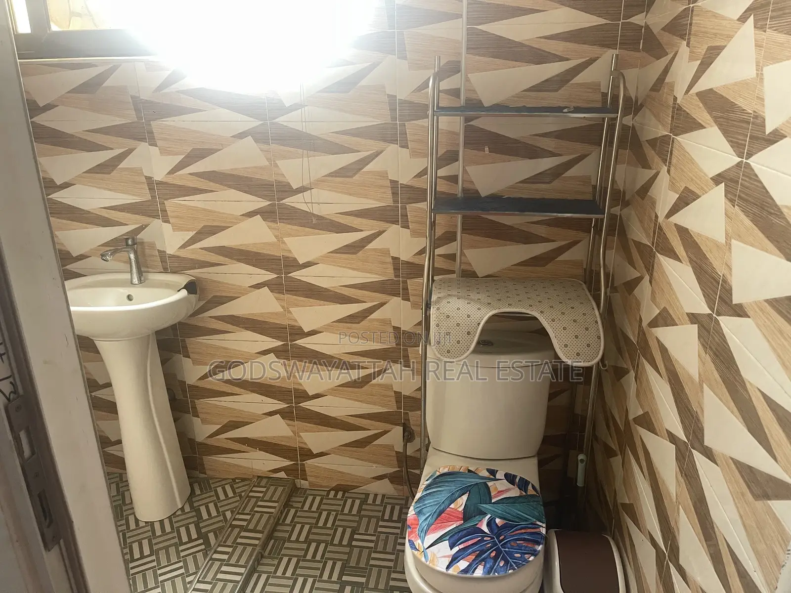 1bdrm Apartment in East Legon, Adjiriganor for rent