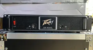 Peavey Amplifier Cs2000
