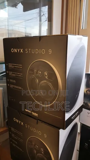 Harman Kardon Onyx Studio 9