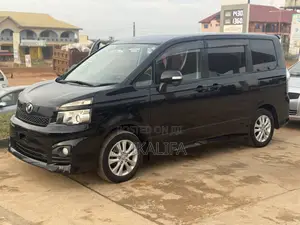 Toyota Voxy 2012 Black