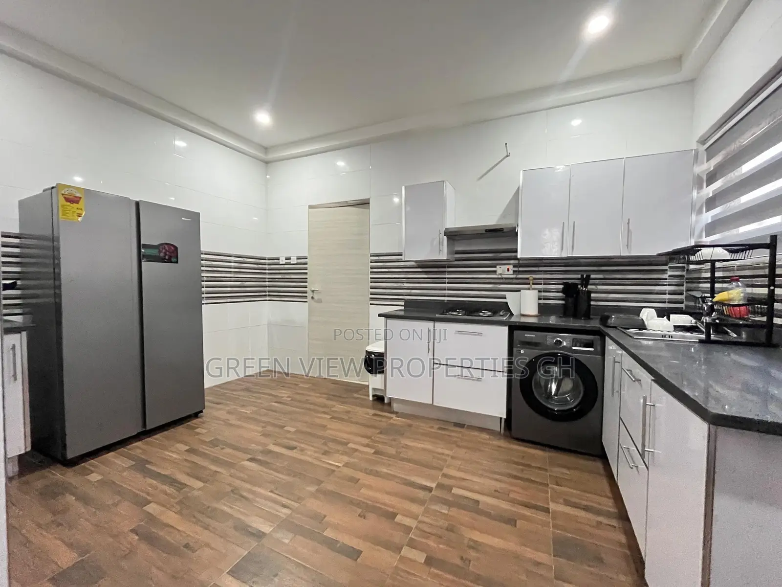 Furnished 4bdrm Duplex in East Legon for rent