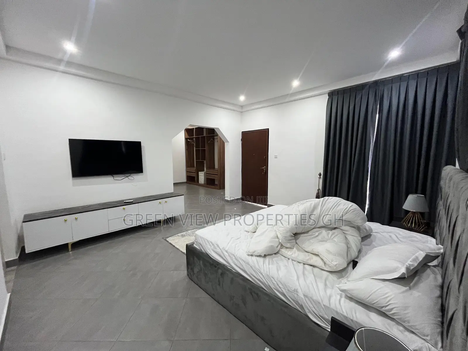 Furnished 4bdrm Duplex in East Legon for rent