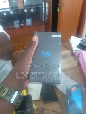 New Samsung Galaxy S9 64 GB Black