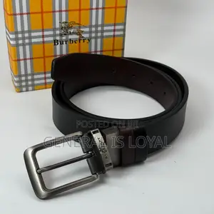 Burberry Reversible Leather Belt