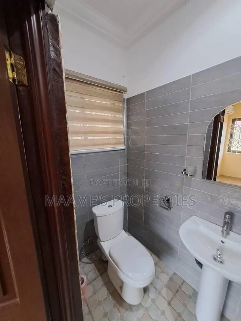 3bdrm Duplex in Abokobi for sale