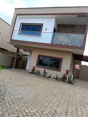 3bdrm Duplex in Oyarifa for sale