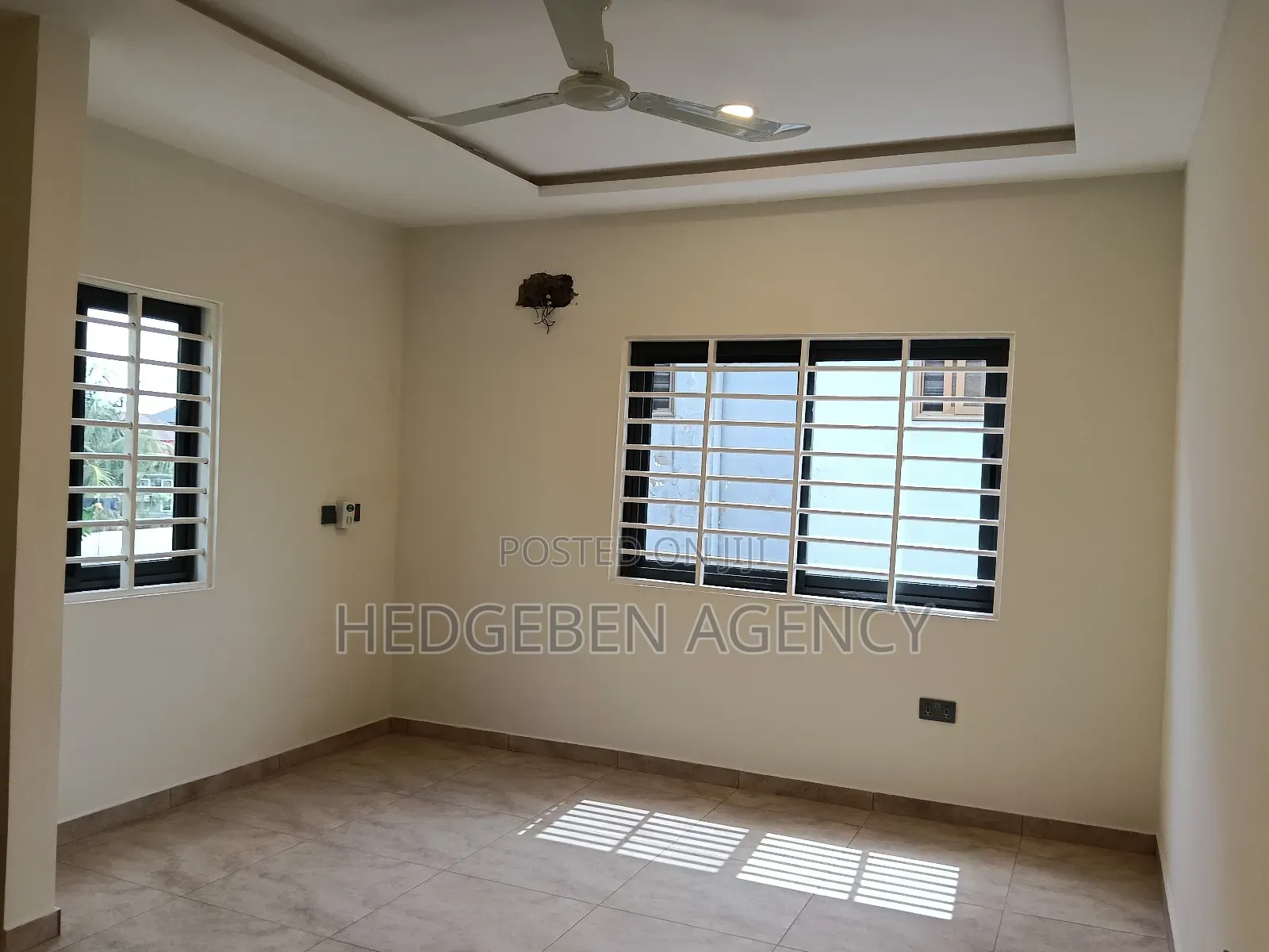 3bdrm Duplex in Oyarifa for sale