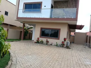3bdrm Duplex in Oyarifa for sale