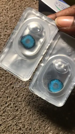 Cosmetic Contact Lens