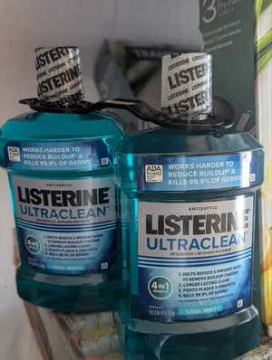Listerine Ultra Clean Pair (1.5lts)