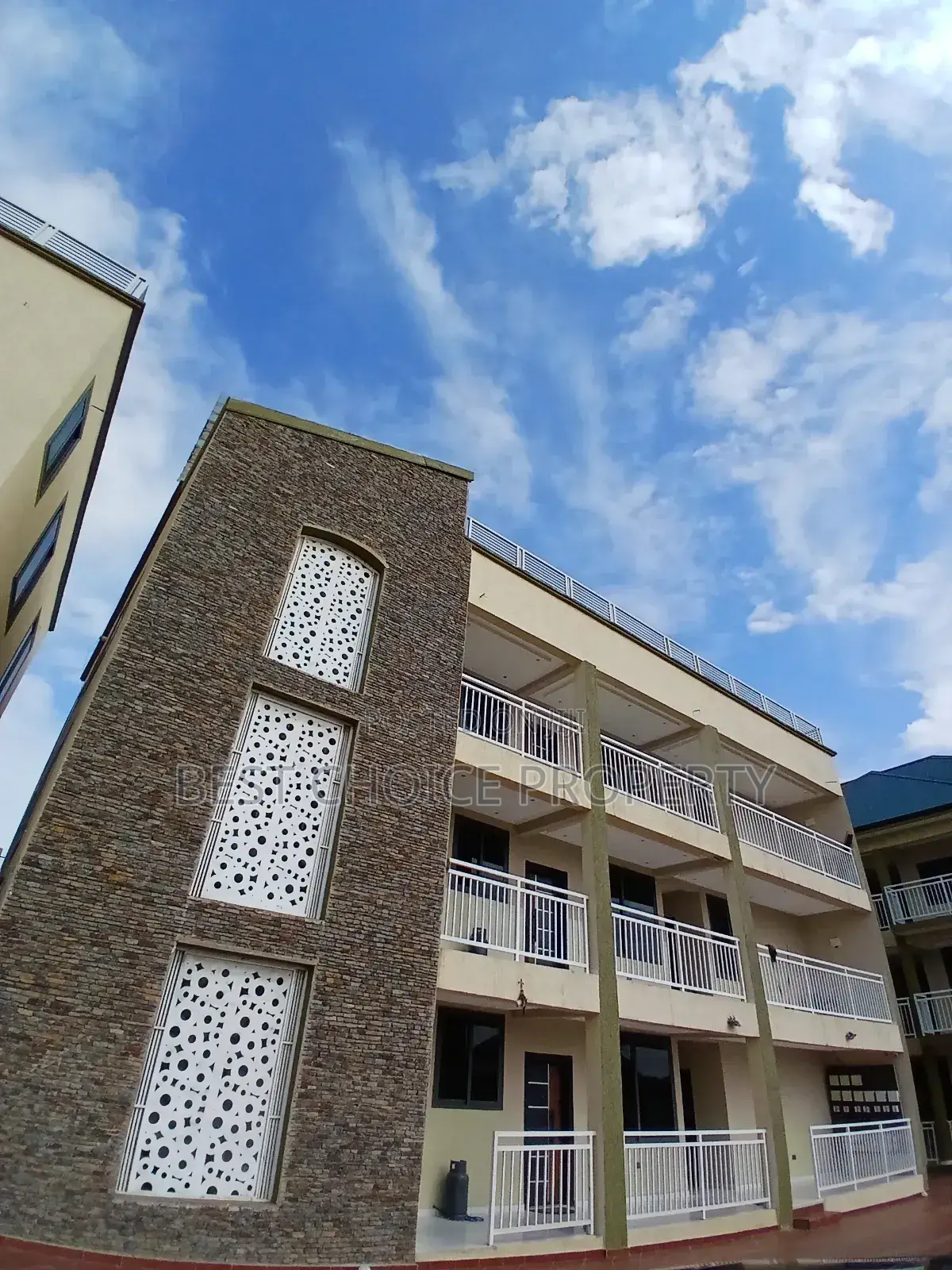 2bdrm Apartment in East Logon Hills, School Junction for rent