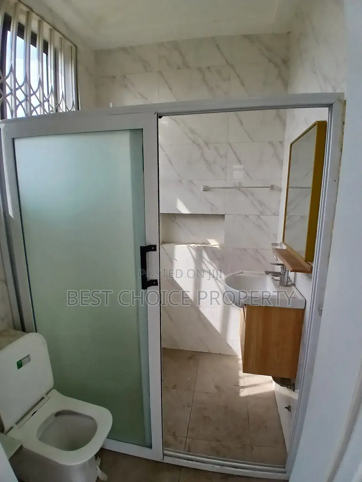 2bdrm Apartment in East Logon Hills, School Junction for rent
