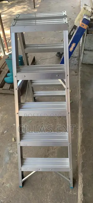 Aluminum Ladder