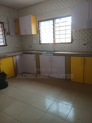 3bdrm Apartment in Ayi Mensa, Oyarifa for rent