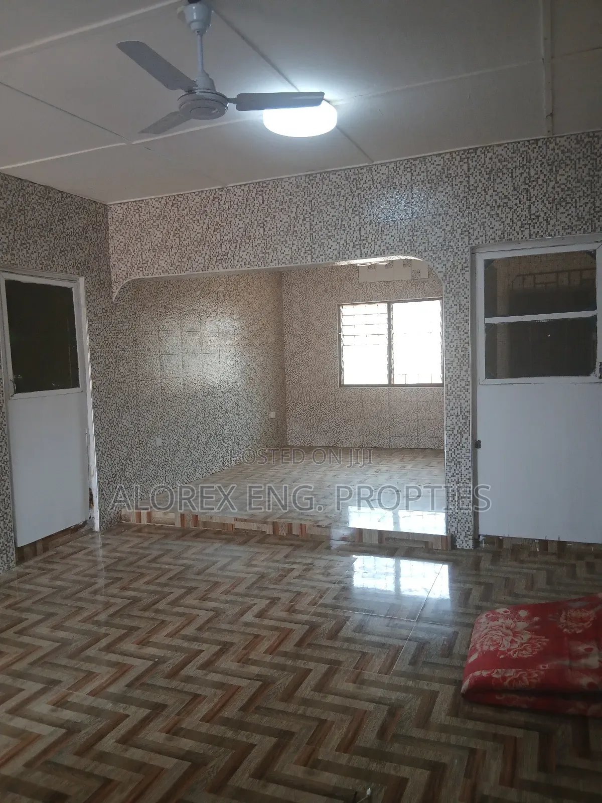 3bdrm Apartment in Ayi Mensa, Oyarifa for rent