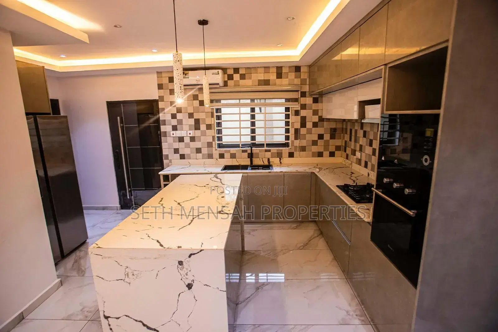 4bdrm House in Pokuase for sale