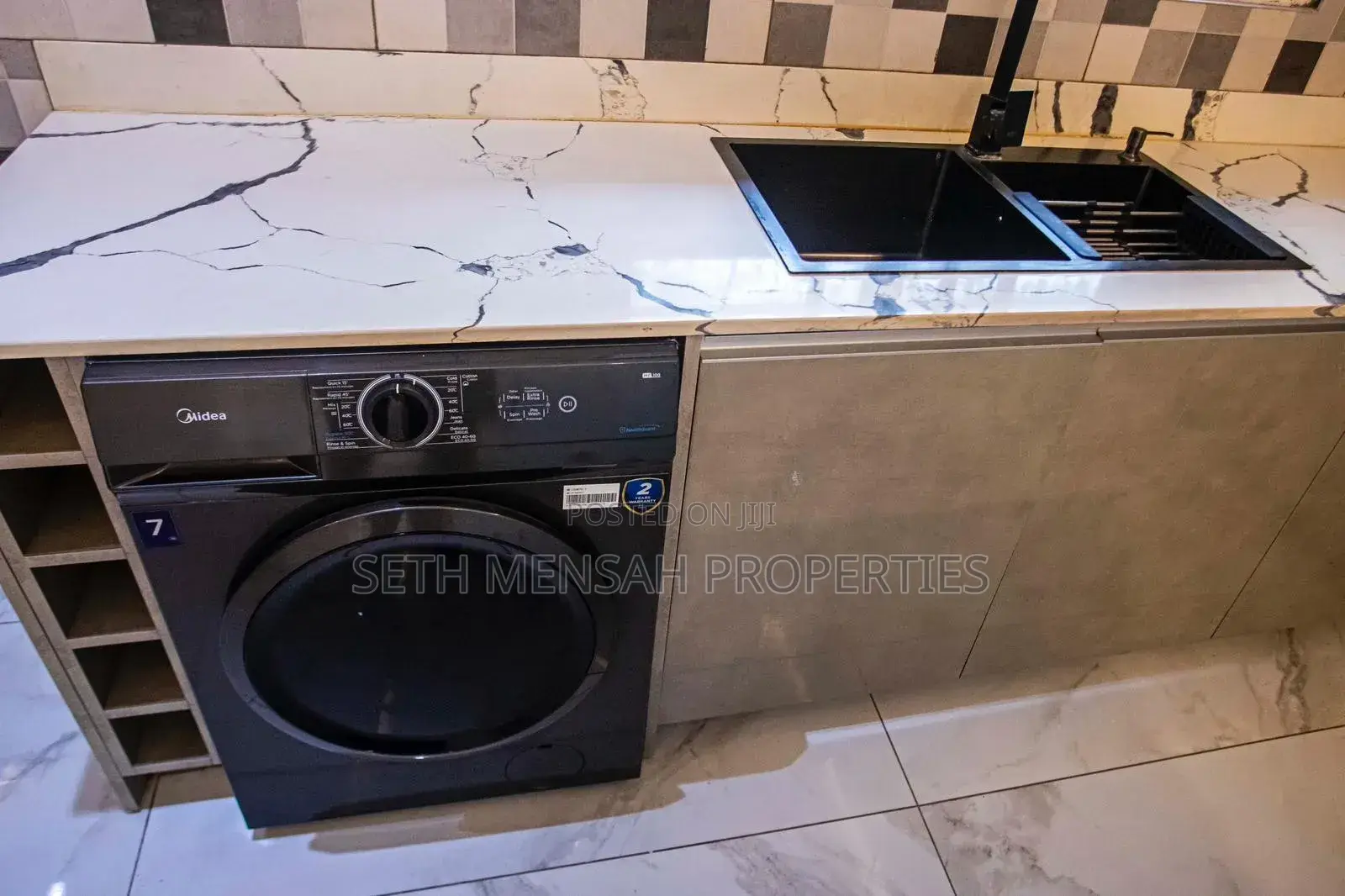 4bdrm House in Pokuase for sale
