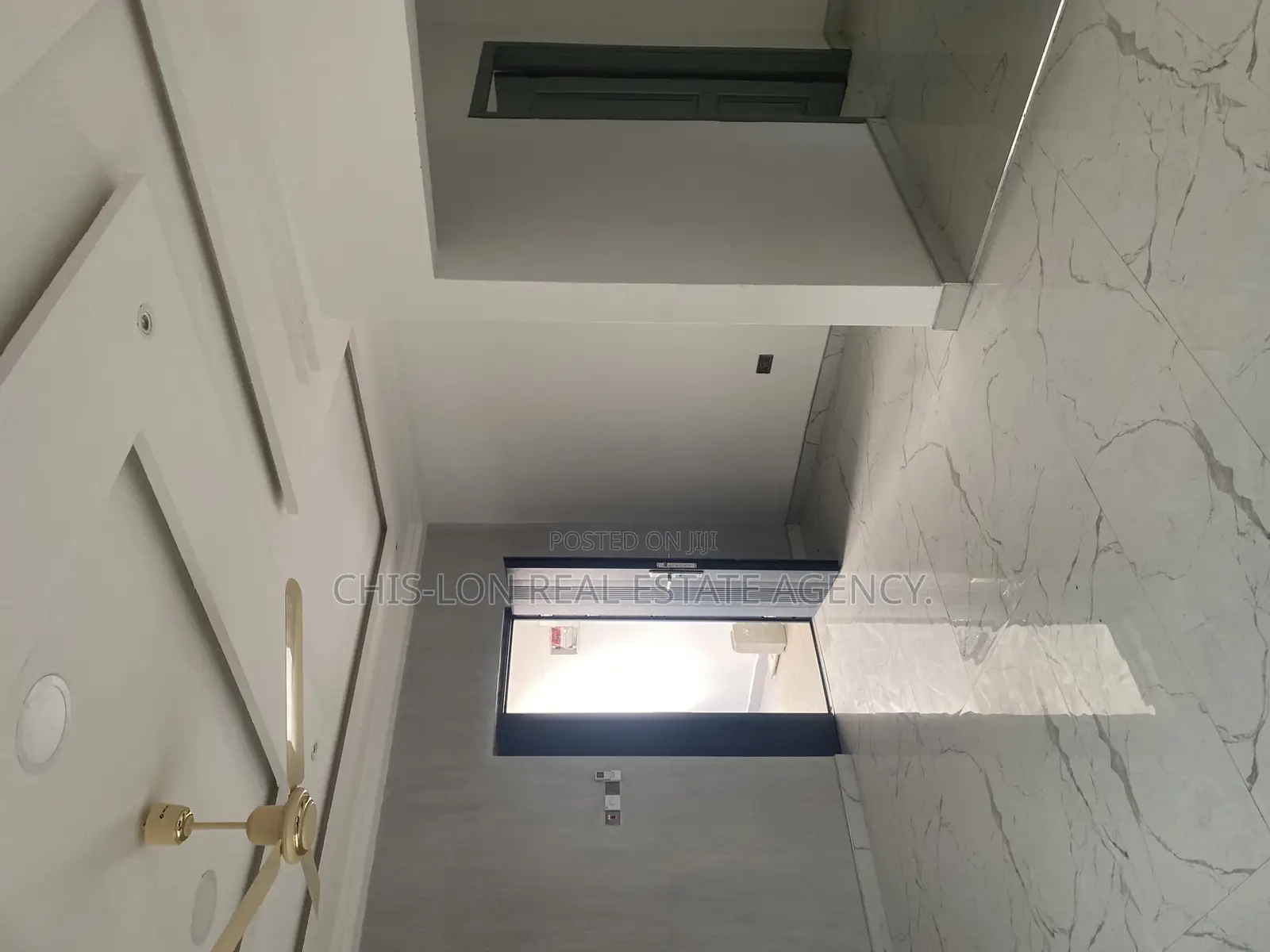 4bdrm Duplex in Chis-Lon Real Estate, Adam Nana for sale