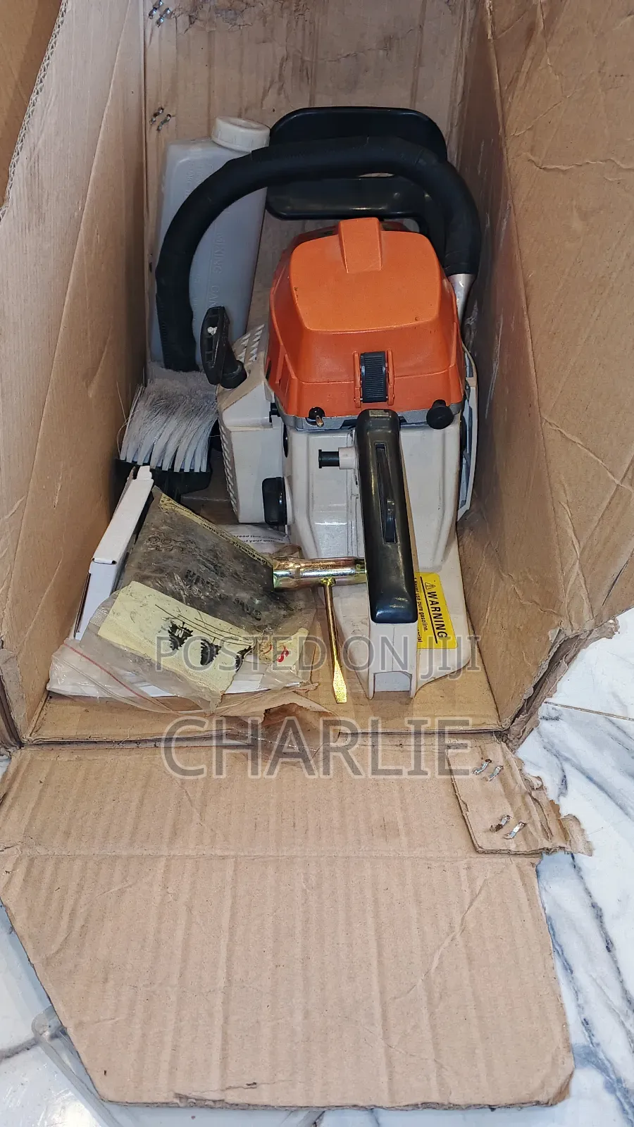 Deko-Branded Chainsaw
