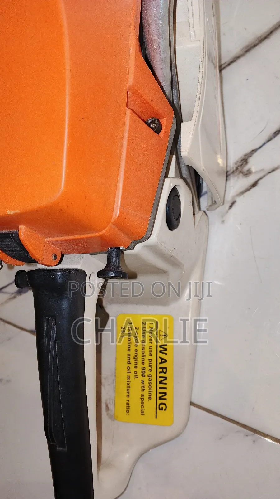 Deko-Branded Chainsaw