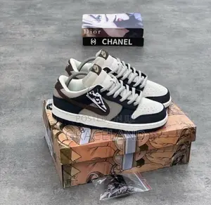This Is Original Nike Sb Dunk Low Sneaker for Both Male-Female Size 45