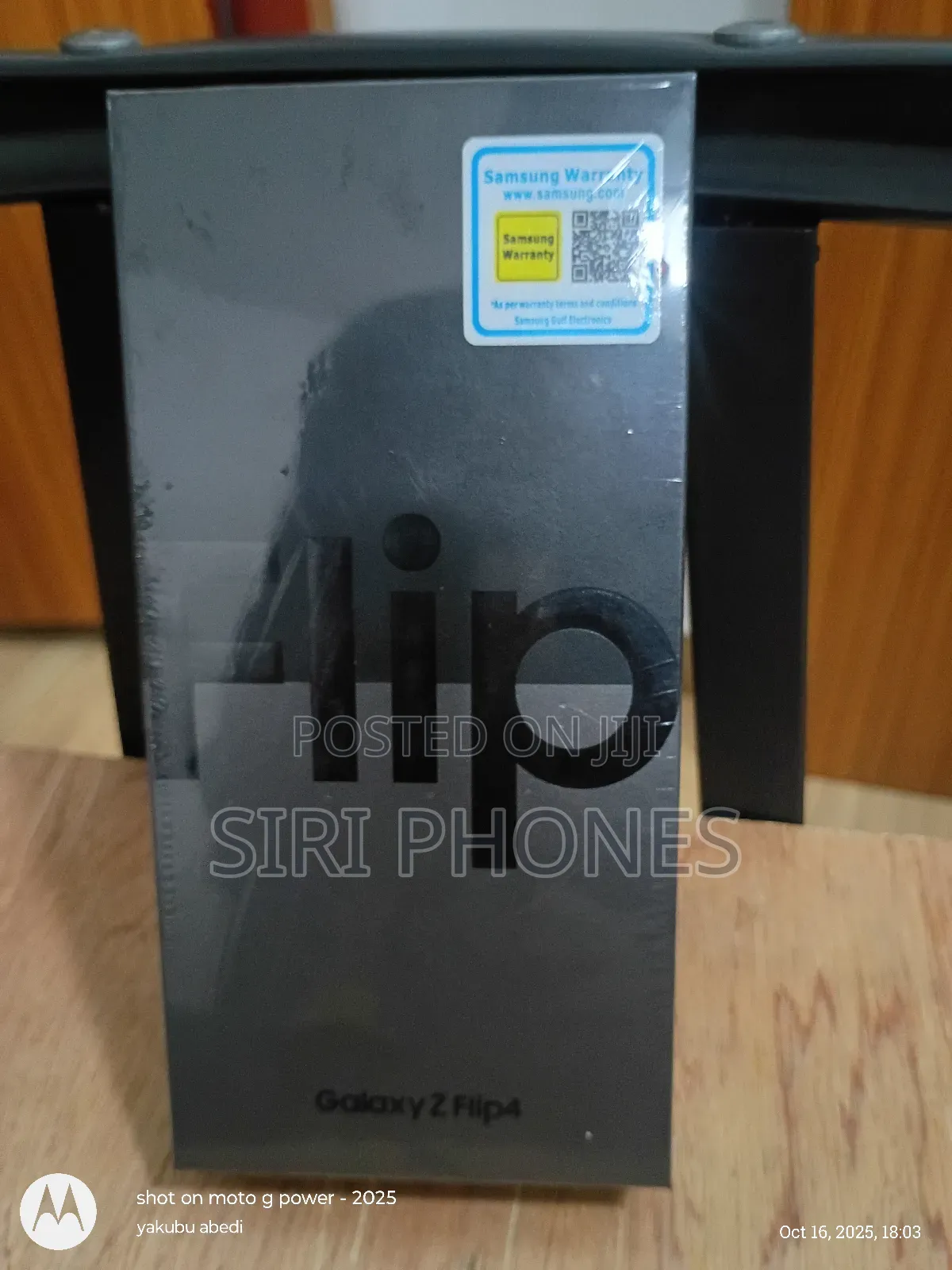 New Samsung Galaxy Z Flip4 256 GB Black