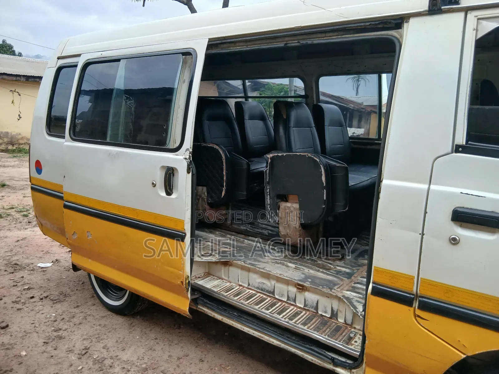 Hyundai H-100 2001 White