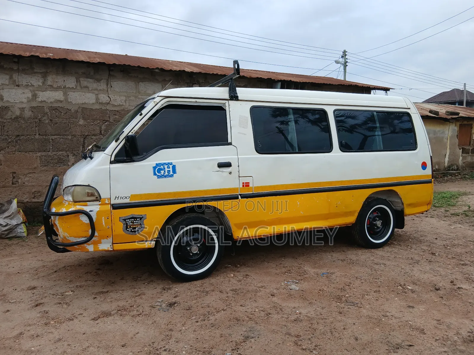 Hyundai H-100 2001 White