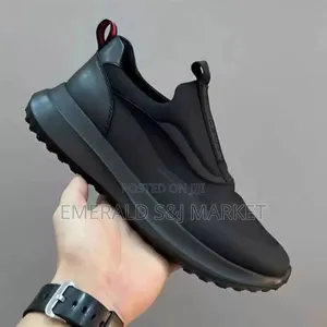 Unisex Sneakers
