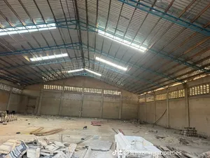 1300sqm Warehouse With Office