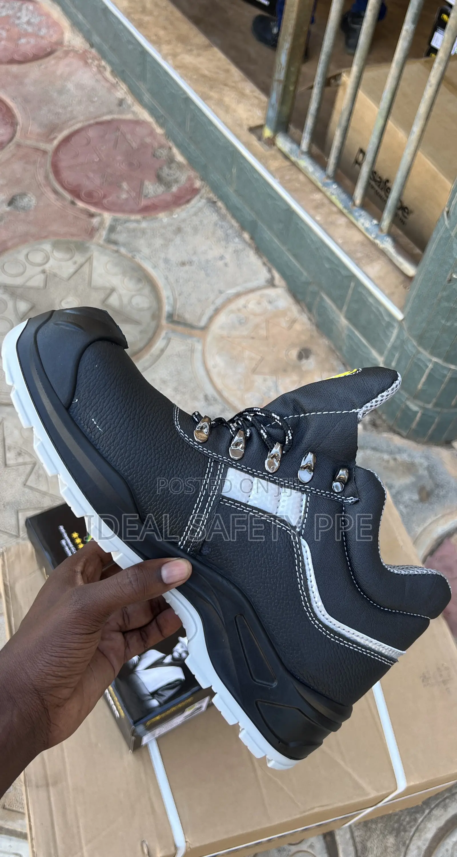 Safetoe Safety Shoe