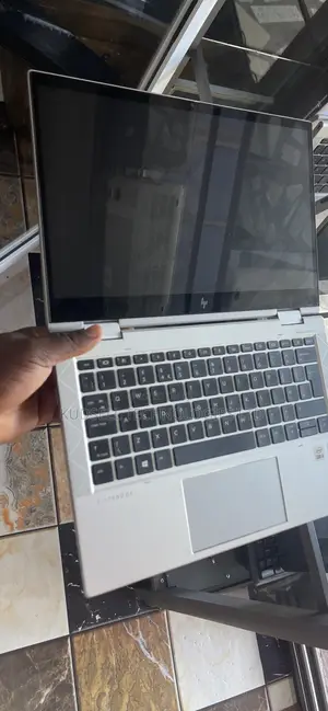 Laptop HP EliteBook 830 G7 16GB Intel Core I5 SSD 256GB