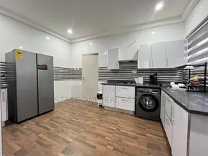 Furnished 4bdrm Duplex in Anc Mall, East Legon for rent