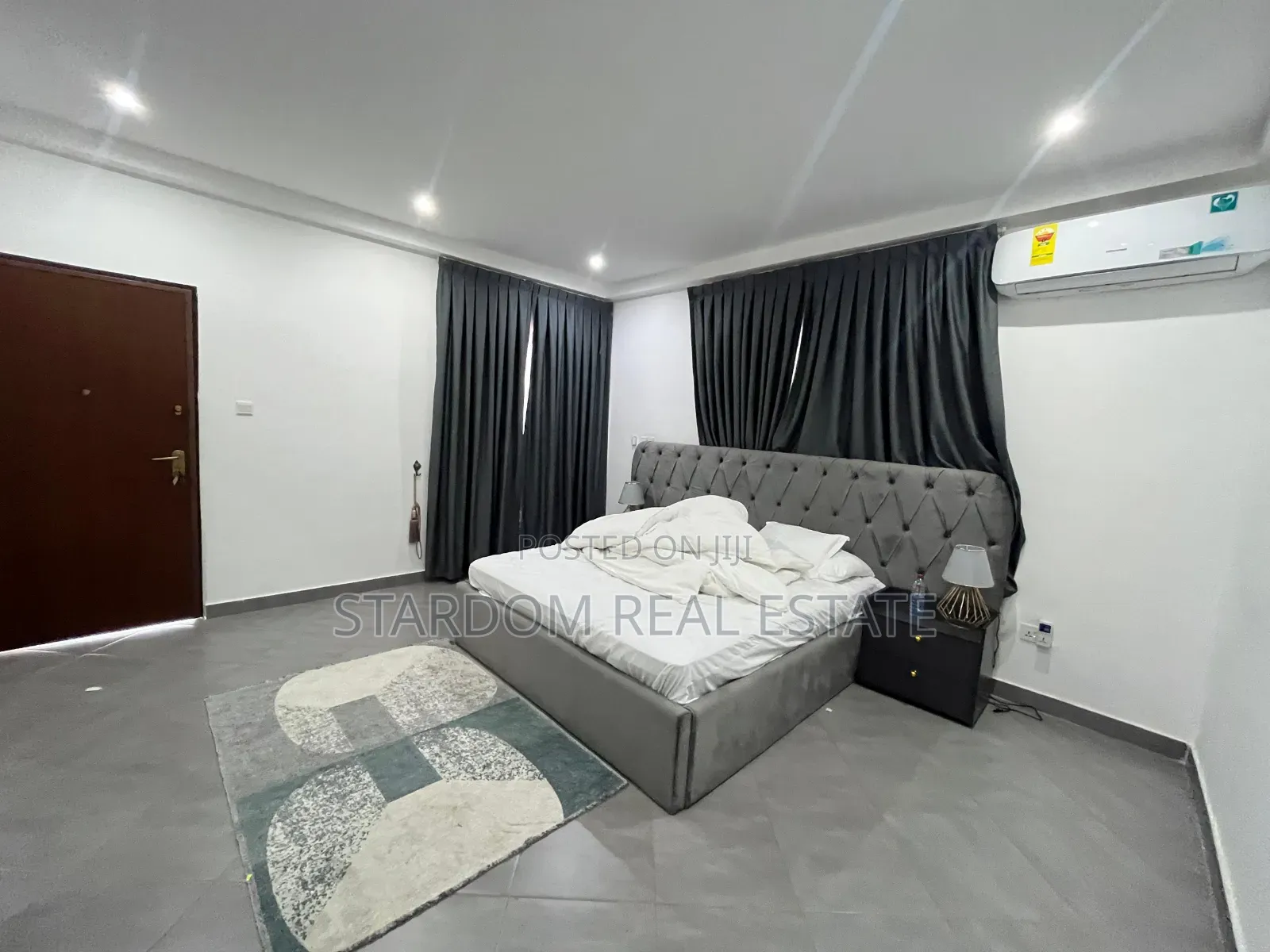 Furnished 4bdrm Duplex in Anc Mall, East Legon for rent
