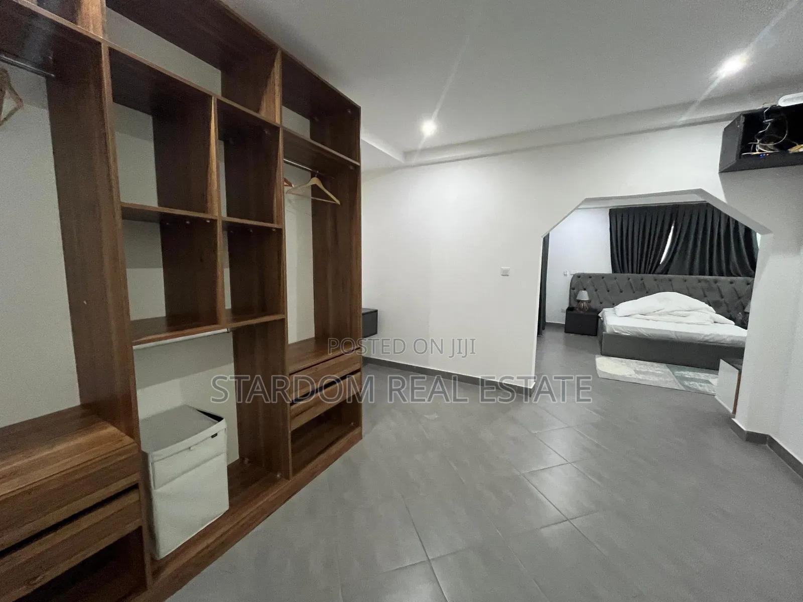 Furnished 4bdrm Duplex in Anc Mall, East Legon for rent