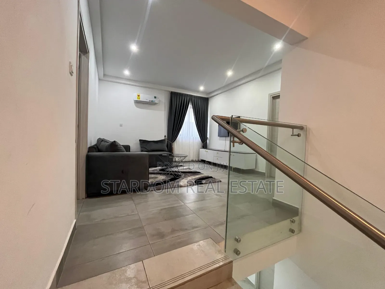 Furnished 4bdrm Duplex in Anc Mall, East Legon for rent