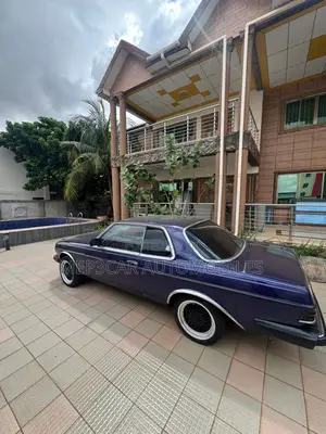 Mercedes-Benz W123 1978 Black