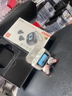 JBL Tour Pro 5