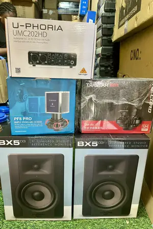 Studio Gadgets Set