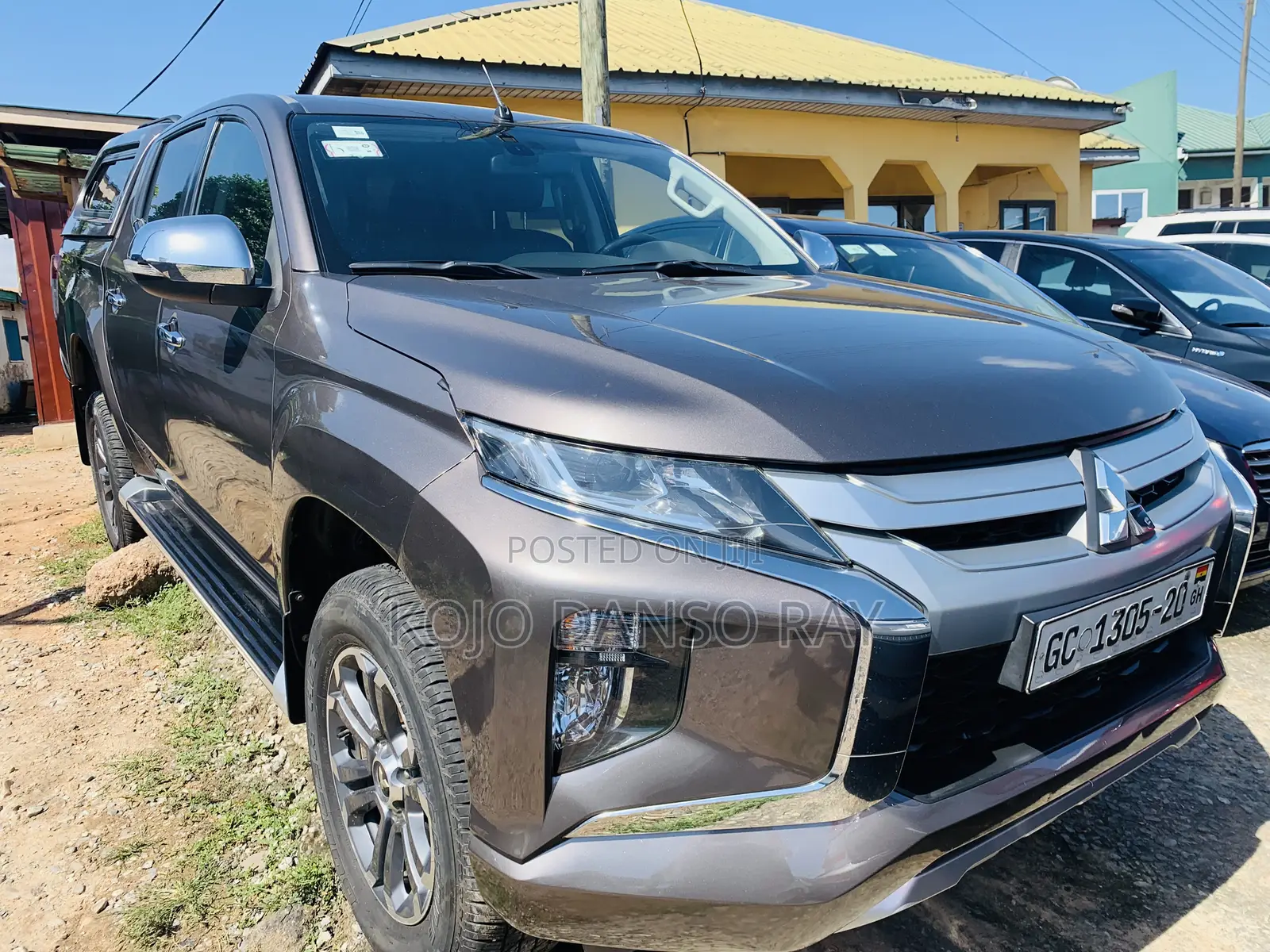 Mitsubishi L200 Double Cab 2.2 4WD 2020 Brown
