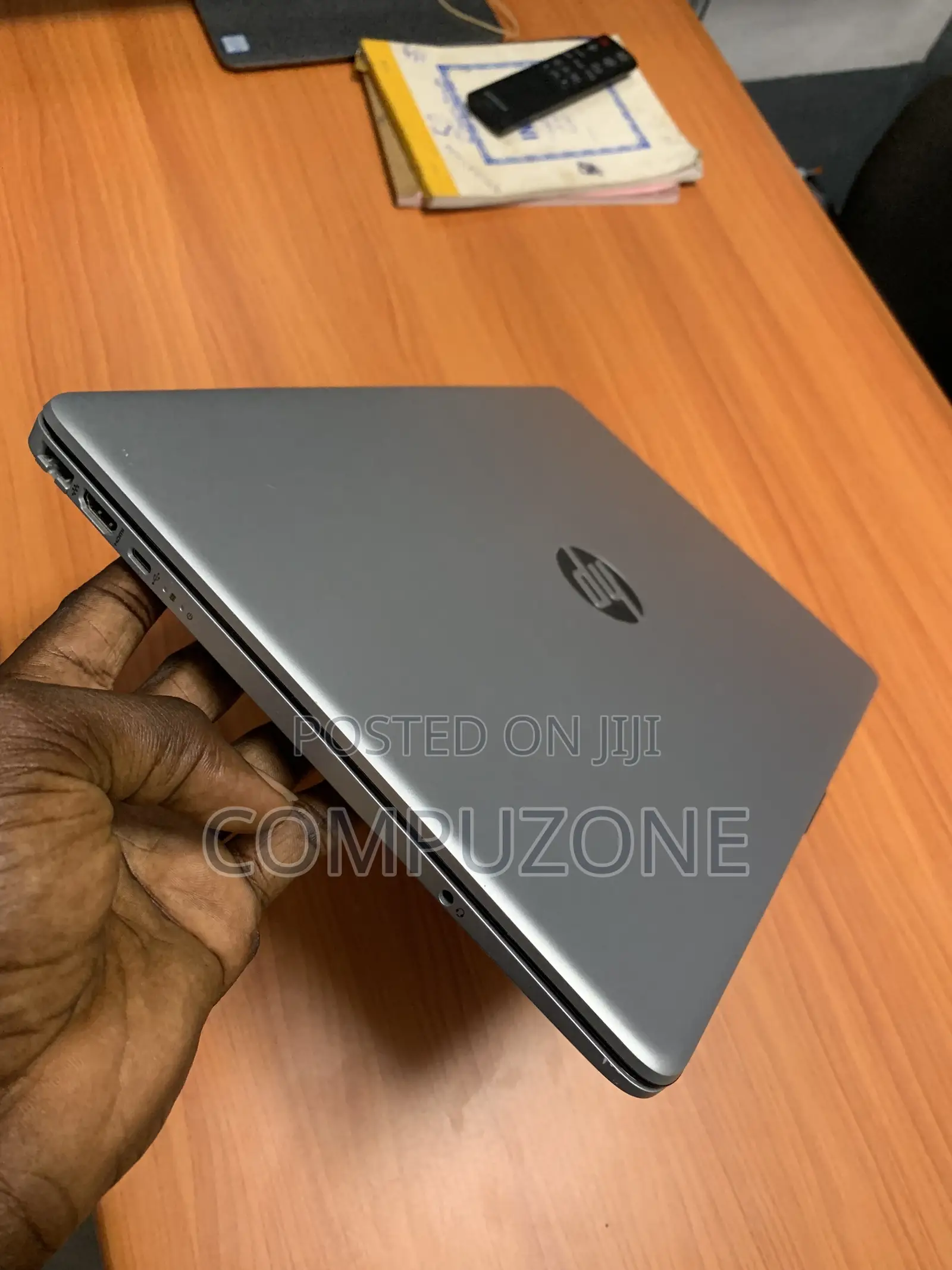 Laptop HP 15 8GB AMD Ryzen 5 SSD 256GB