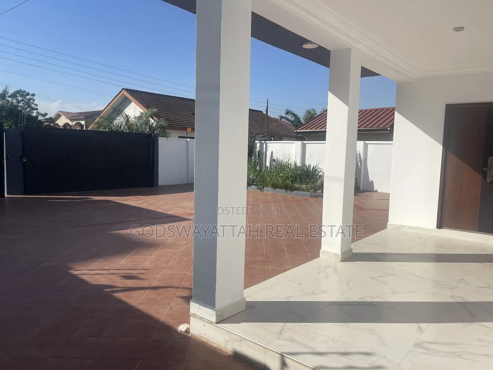 4bdrm House in East Legon, Adjiriganor for rent