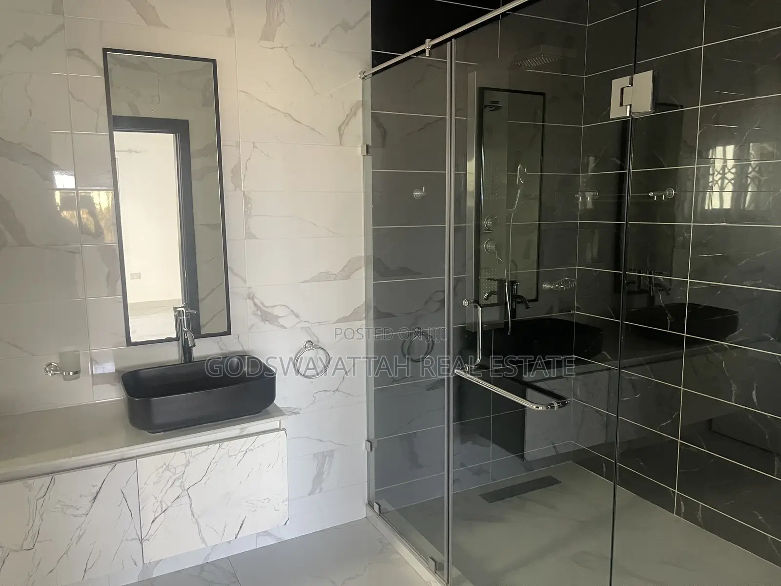 4bdrm House in East Legon, Adjiriganor for rent