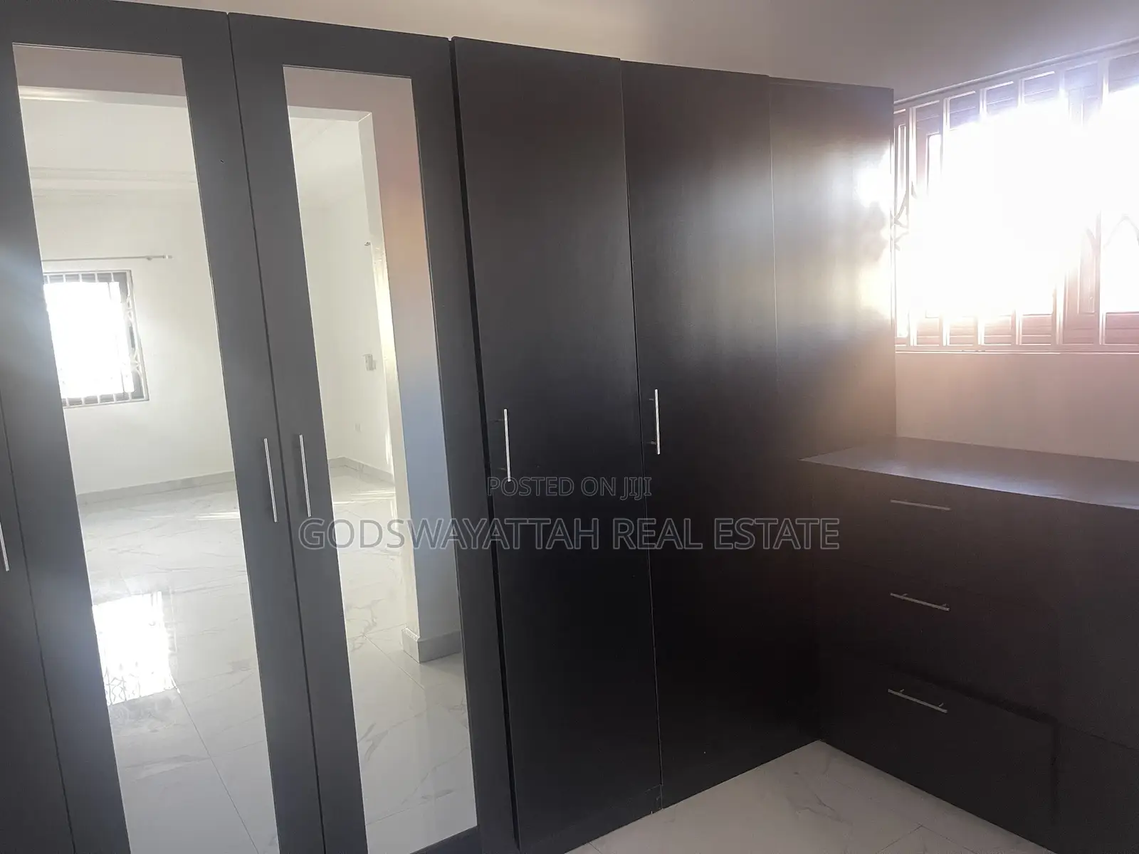 4bdrm House in East Legon, Adjiriganor for rent